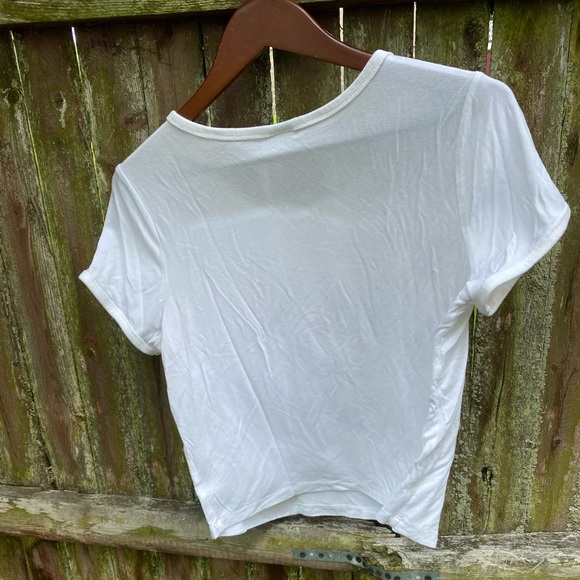 Plain White Crop Top - mossimo - sz L - Picture 2 of 2